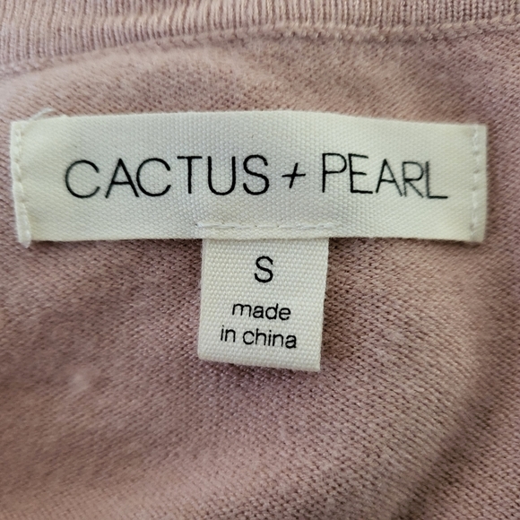 Cactus + Pearl Sweater With Knit Flowers from Crackle Barrel Size S - Picture 7 of 7